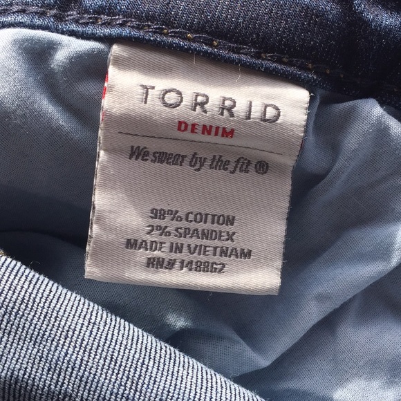 Torrid Jeans Runway Collection Girlfriend Fit - Picture 4 of 8